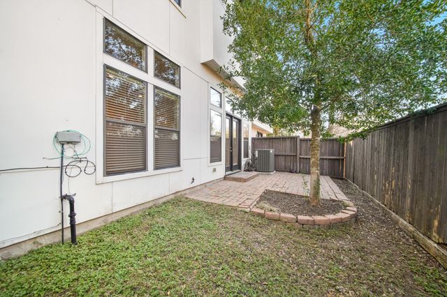 4142 Woodwind Lane, Houston, TX 77025