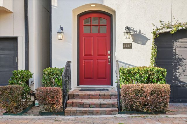 4142 Woodwind Lane, Houston, TX 77025