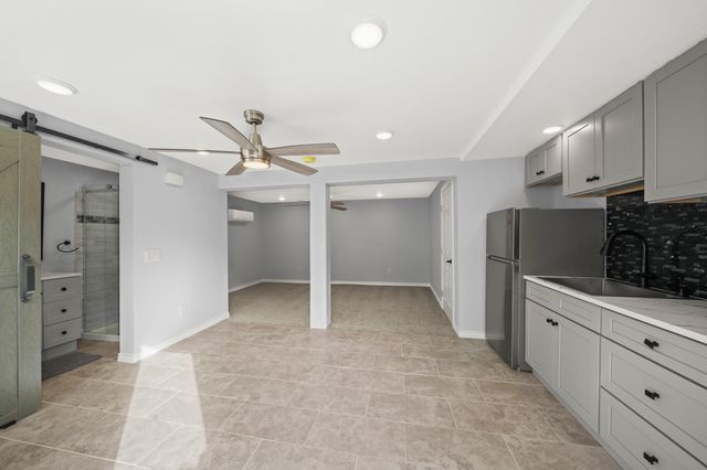 3802 Bayshore Drive, Bacliff, TX 77518