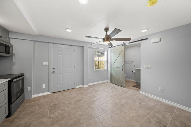 3802 Bayshore Drive, Bacliff, TX 77518