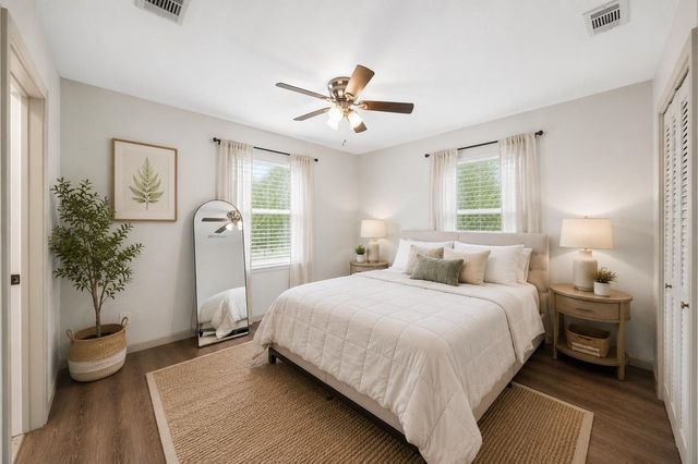 3802 Bayshore Drive, Bacliff, TX 77518