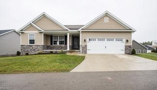 937 Crockett Circle, Canal Fulton, OH 44614