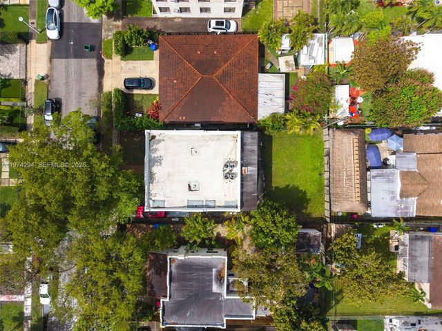 1853 SW 17th St 3, Miami, FL 33145