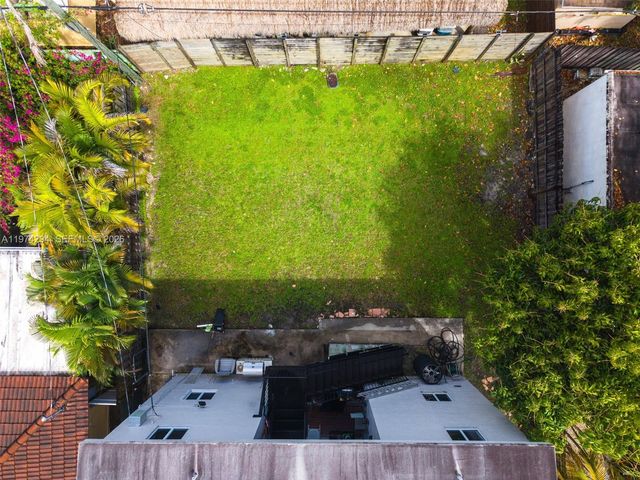 1853 SW 17th St 3, Miami, FL 33145