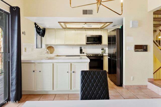 2524 S EL PARADISO -- 119, Mesa, AZ 85202