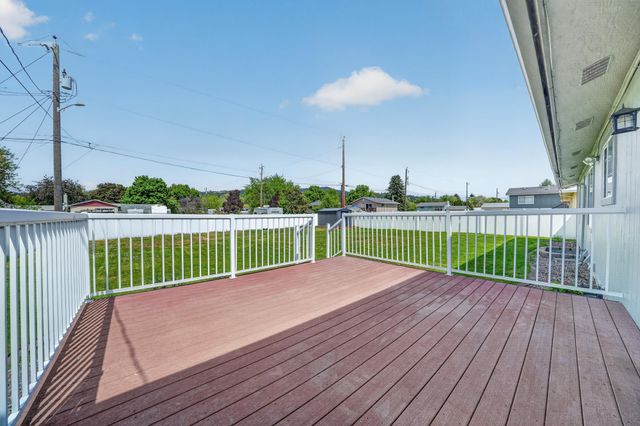 14917 E Heroy Ave, Spokane, WA 99216
