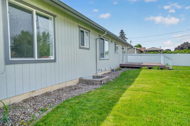 14917 E Heroy Ave, Spokane, WA 99216
