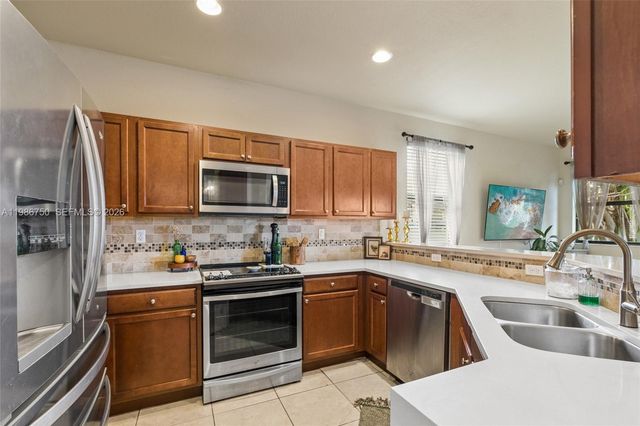 11379 SW 239th St, Homestead, FL 33032