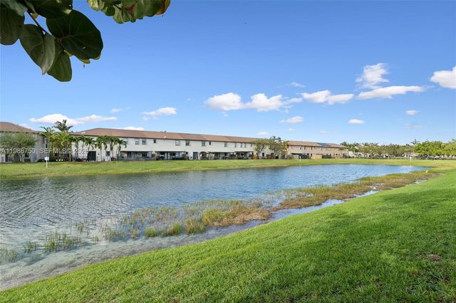 11379 SW 239th St, Homestead, FL 33032