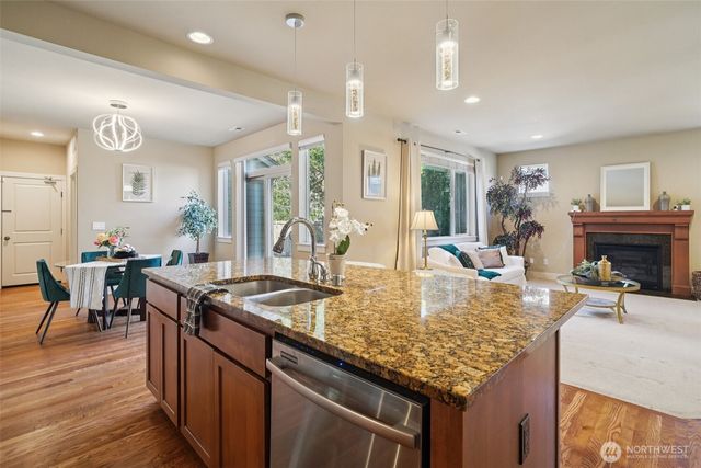 8627 Swenson Drive SE, Snoqualmie, WA 98065