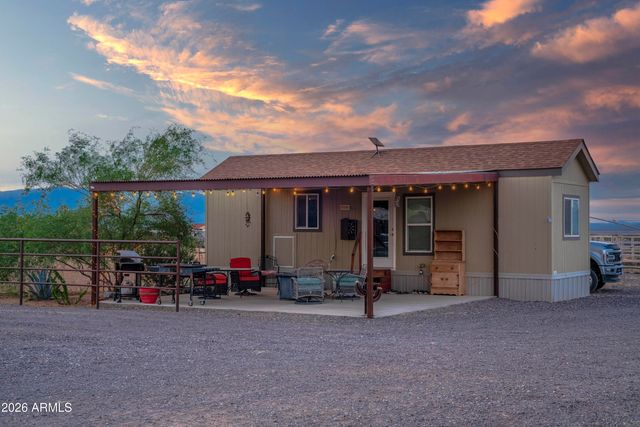 52510 W Williams Road, Aguila, AZ 85320
