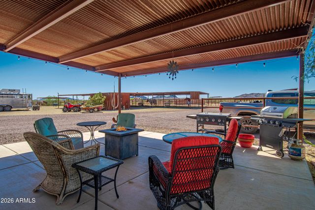 52510 W Williams Road, Aguila, AZ 85320