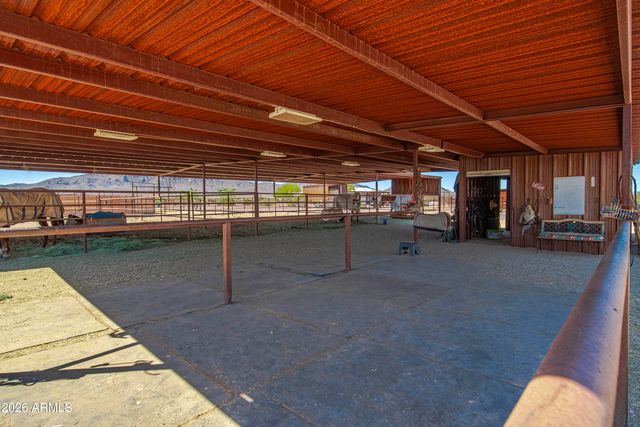 52510 W Williams Road, Aguila, AZ 85320
