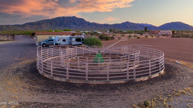 52510 W Williams Road, Aguila, AZ 85320