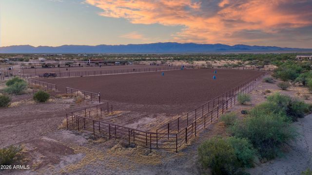 52510 W Williams Road, Aguila, AZ 85320