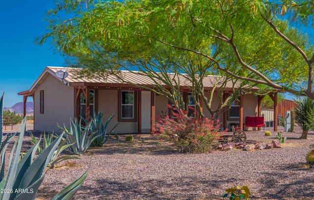 52510 W Williams Road, Aguila, AZ 85320