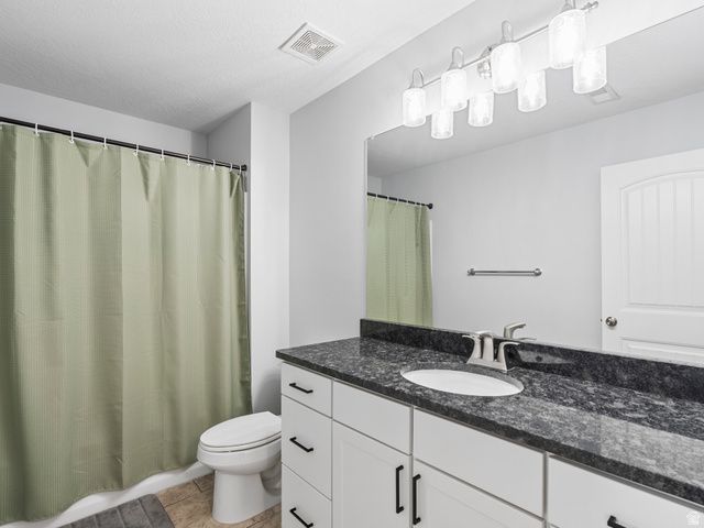 7598 S SCENIC MAPLE DR, West Jordan, UT 84081
