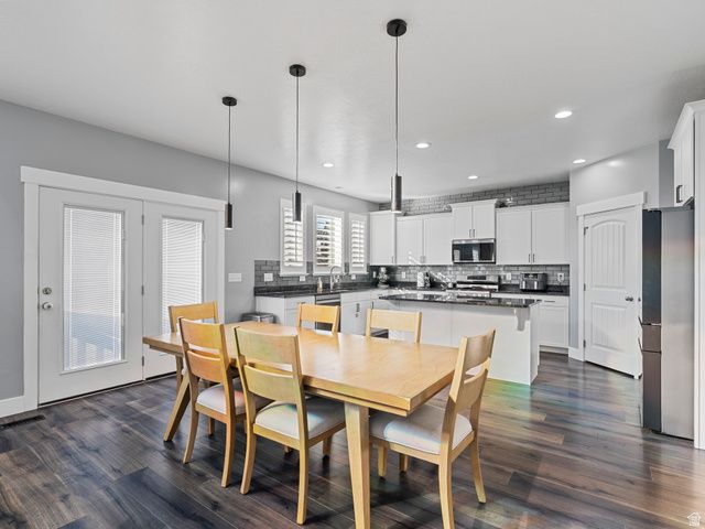 7598 S SCENIC MAPLE DR, West Jordan, UT 84081