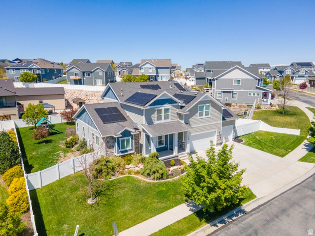 7598 S SCENIC MAPLE DR, West Jordan, UT 84081