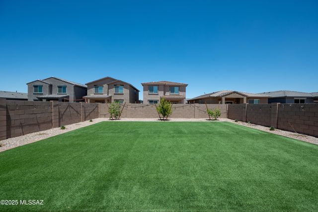 10410 W Robertson Street, Marana, AZ 85653