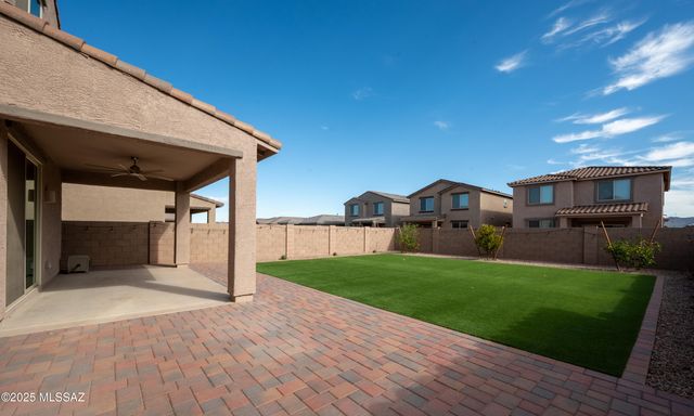 10410 W Robertson Street, Marana, AZ 85653