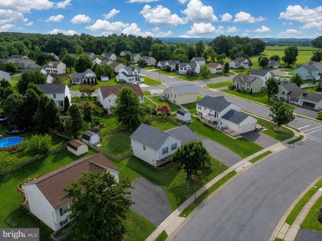 102 KENAN ST, Taneytown, MD 21787