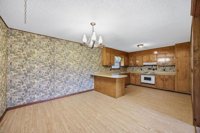 360 Houston Valley Road, Rocky Face, GA 30740