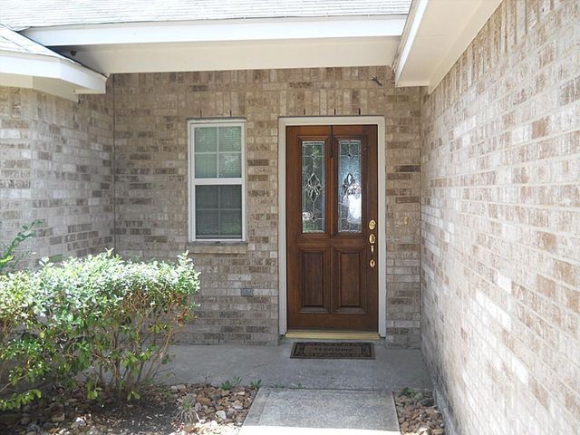 26 Prairie Oak Drive, The Woodlands, TX 77385