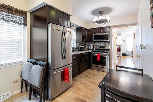 3943 N Newcastle Avenue, Chicago, IL 60634