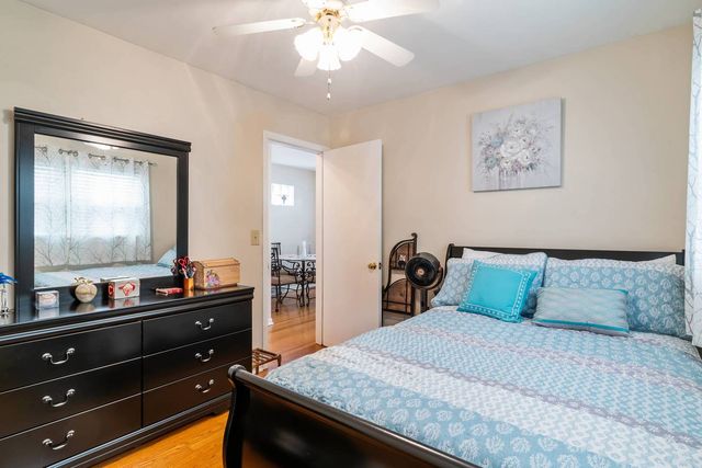 3943 N Newcastle Avenue, Chicago, IL 60634