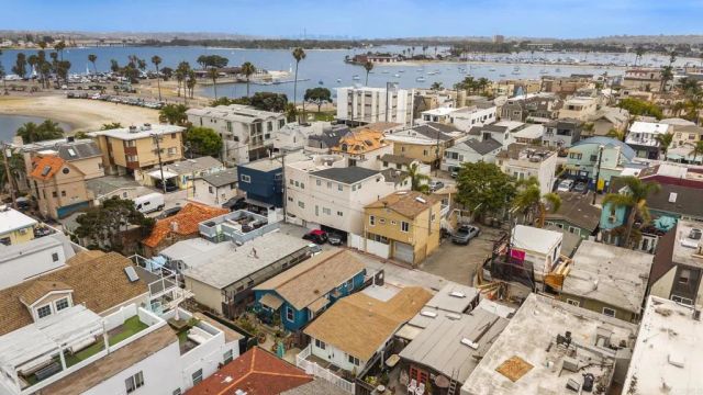 815 Pismo Court, San Diego, CA 92109