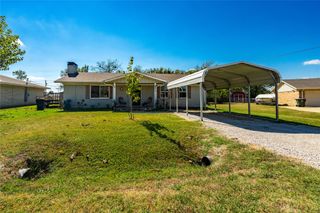116 McAnally Drive, Mabank, TX 75147