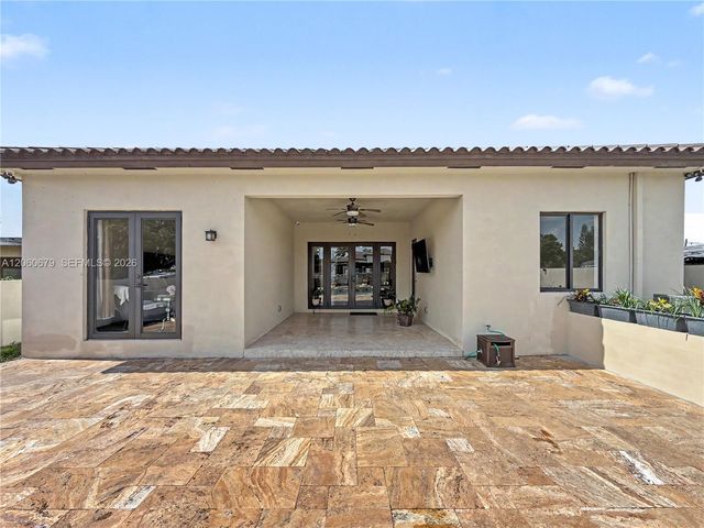 5889 SW 17th Street, Miami, FL 33155