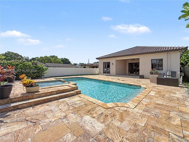 5889 SW 17th Street, Miami, FL 33155