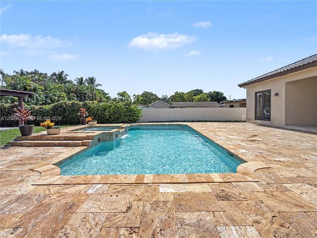 5889 SW 17th Street, Miami, FL 33155