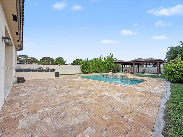 5889 SW 17th Street, Miami, FL 33155