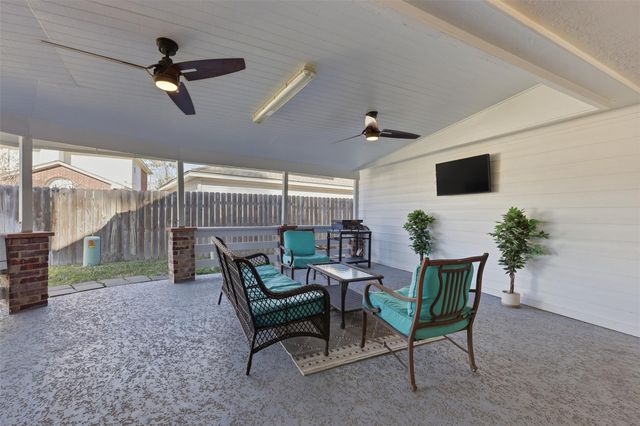 9006 Torrens Court, Tomball, TX 77375