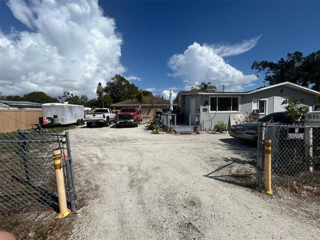 2411 6TH STREET E, Bradenton, FL 34208