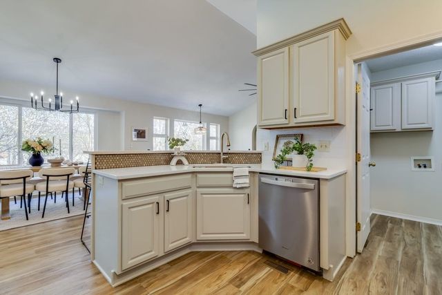 724 W Jamestown St, Andover, KS 67002