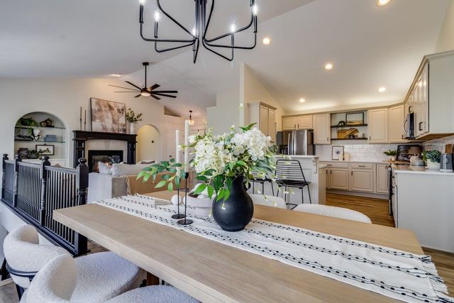 724 W Jamestown St, Andover, KS 67002