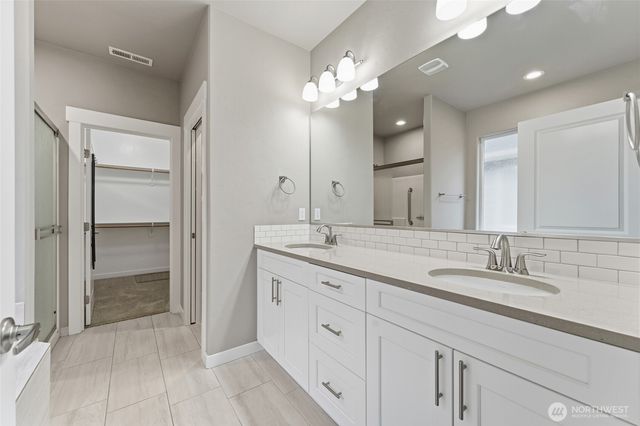 673 SE Whimbrel Loop, College Place, WA 99324