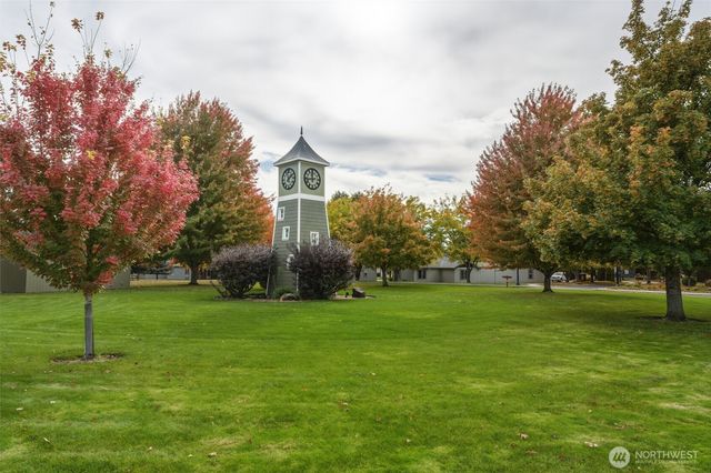 673 SE Whimbrel Loop, College Place, WA 99324