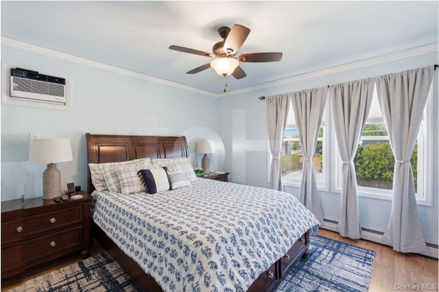 1433 Manatuck Boulevard, Bay Shore, NY 11706