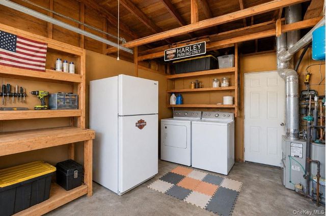 1433 Manatuck Boulevard, Bay Shore, NY 11706