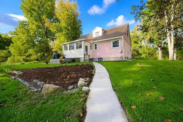 22939 Sherwood Road, Sumpter Twp, MI 48111