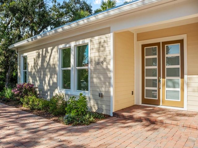 1090 Buckhead Dr, Vero Beach, FL 32968