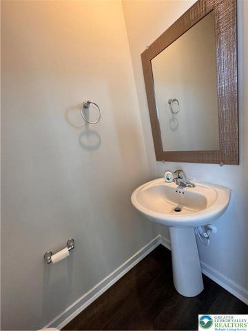 4934 Brookside Court, Upper Saucon Twp, PA 18036