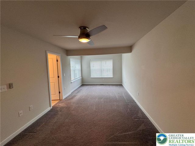 4934 Brookside Court, Upper Saucon Twp, PA 18036