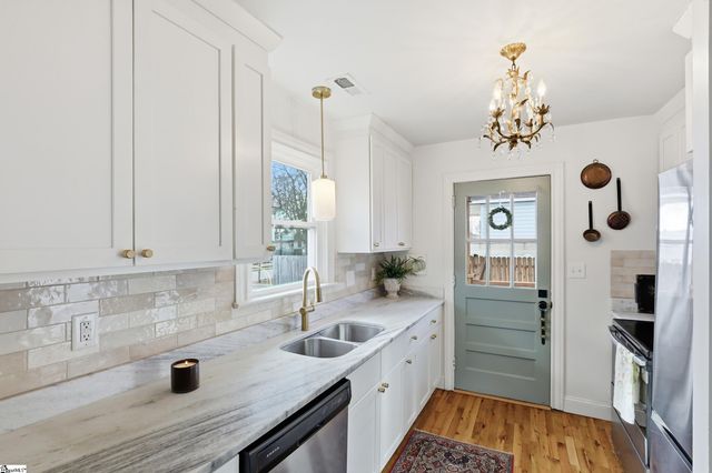 9 Beatrice Street, Greenville, SC 29611