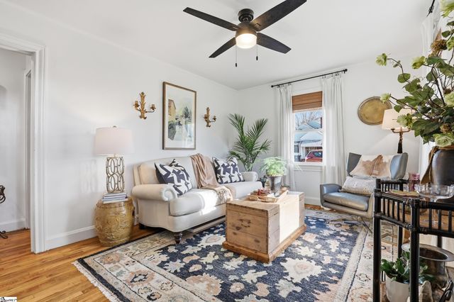 9 Beatrice Street, Greenville, SC 29611